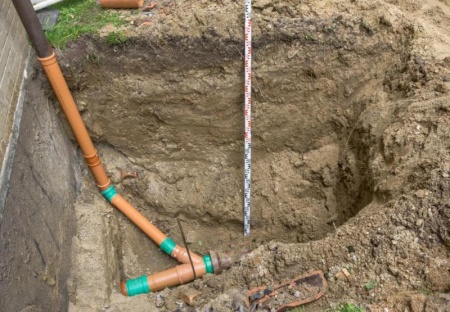 Pose de canalisations &agrave; Luc&eacute; : comment garantir un r&eacute;seau durable ?